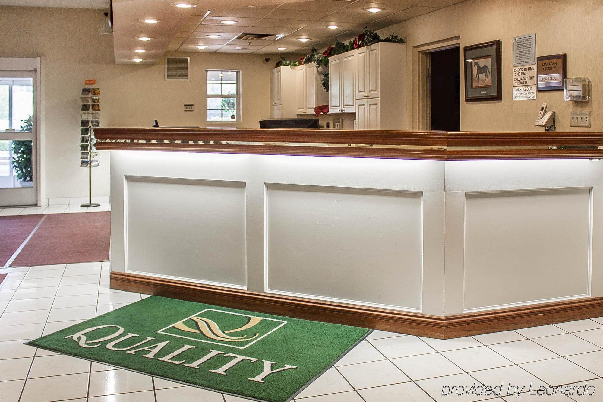 Quality Inn & Suites Bellville - Mansfield Exterior photo