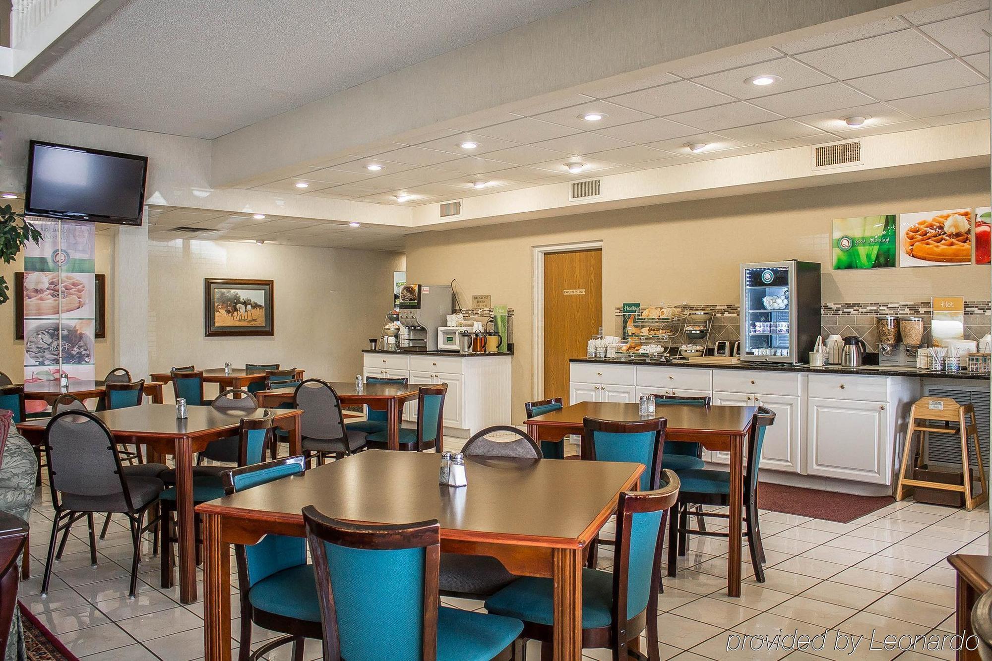 Quality Inn & Suites Bellville - Mansfield Exterior photo